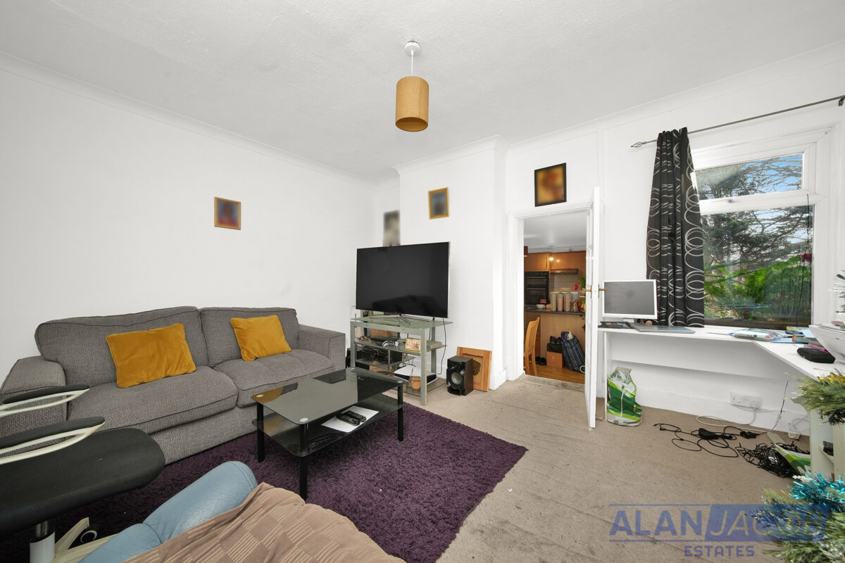 Victoria Road, Romford