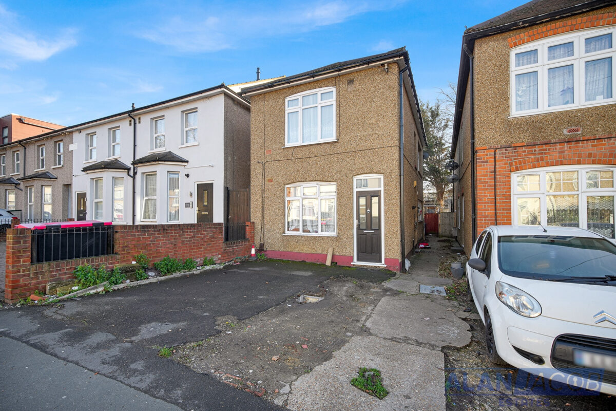 Victoria Road, Romford