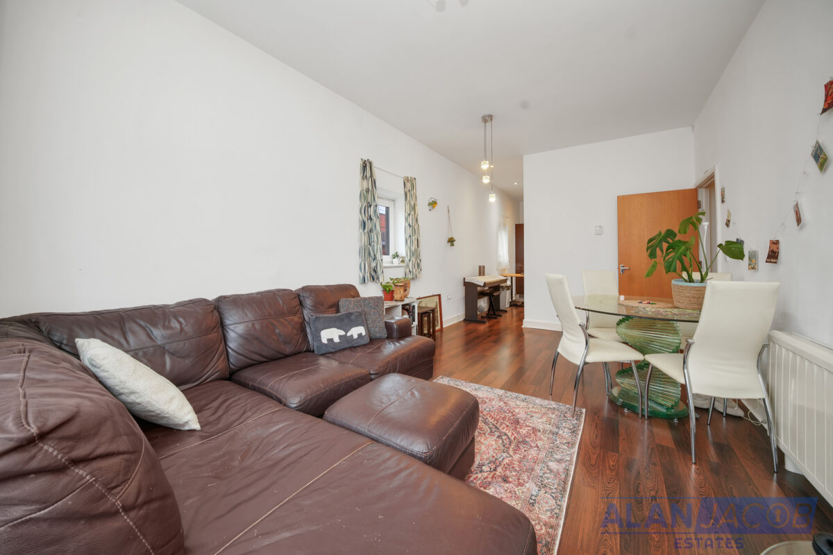 Derwent Court, Riverside Close