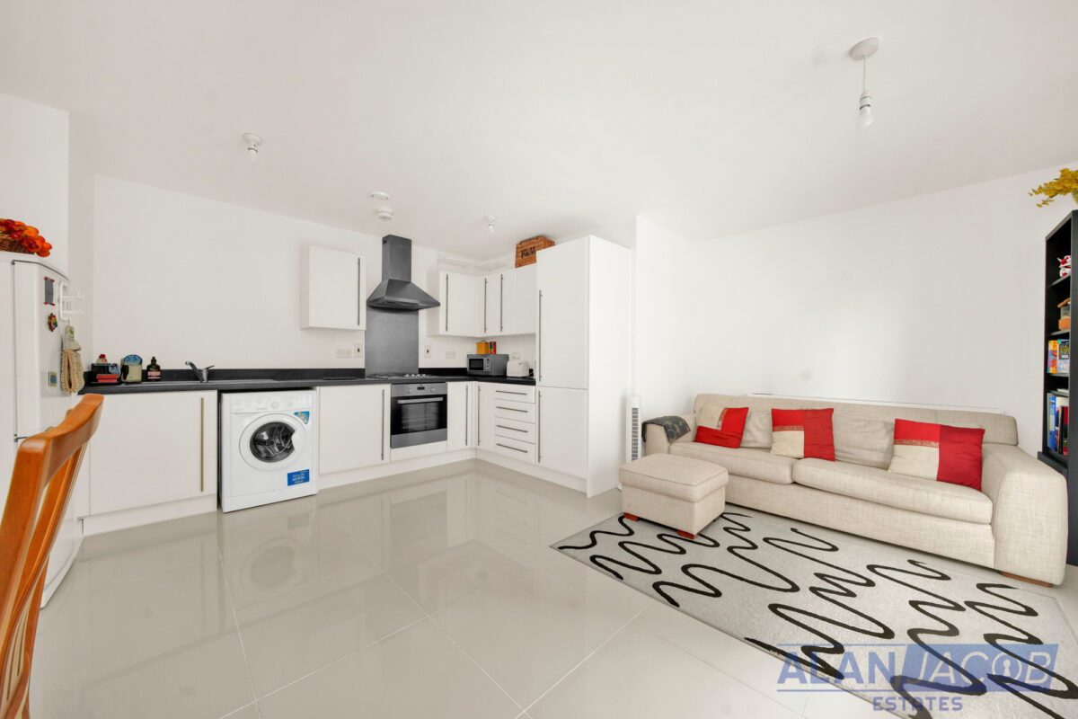 Lux Building, Maxwell Road