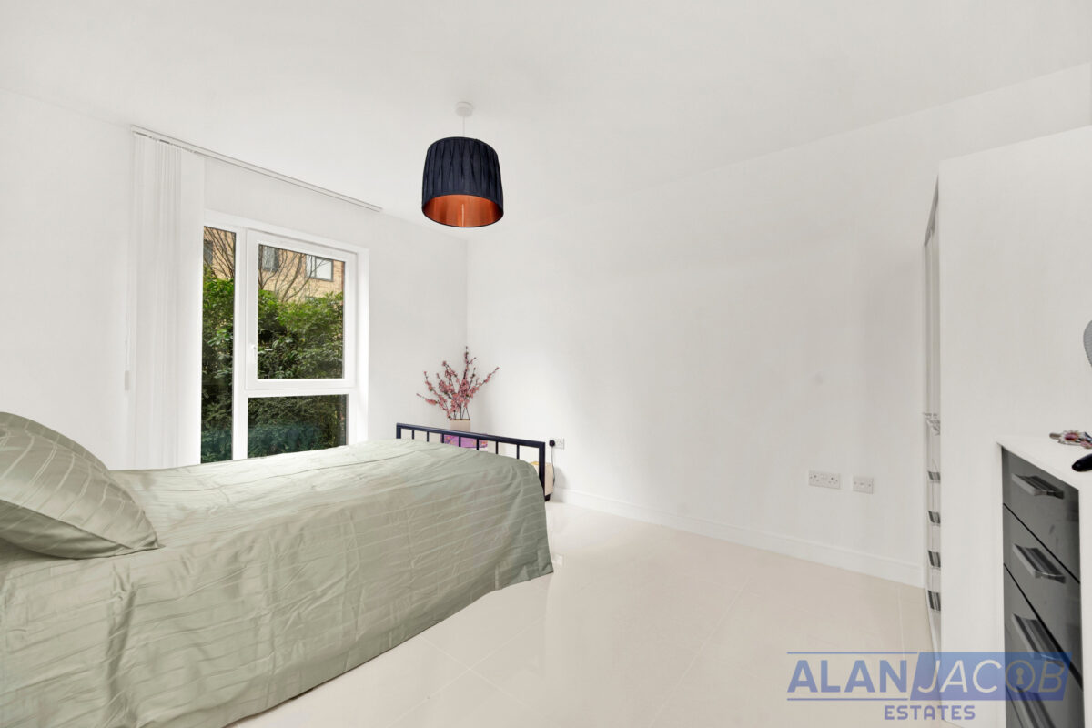 Lux Building, Maxwell Road