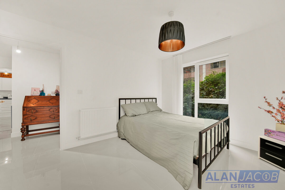 Lux Building, Maxwell Road