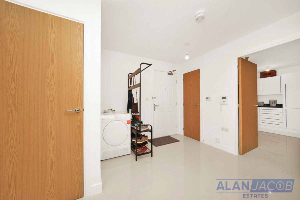 Lux Building, Maxwell Road