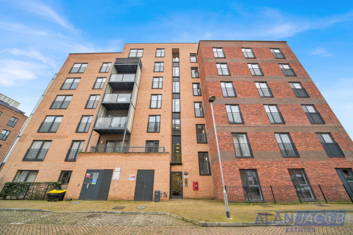 Lux Building, Maxwell Road