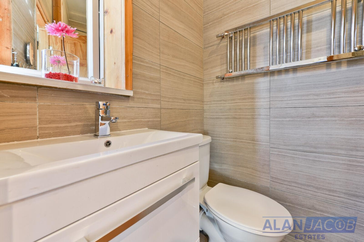 Hampton Road, Ilford