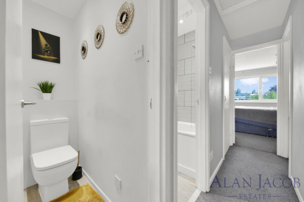 Brentwood Road, Romford